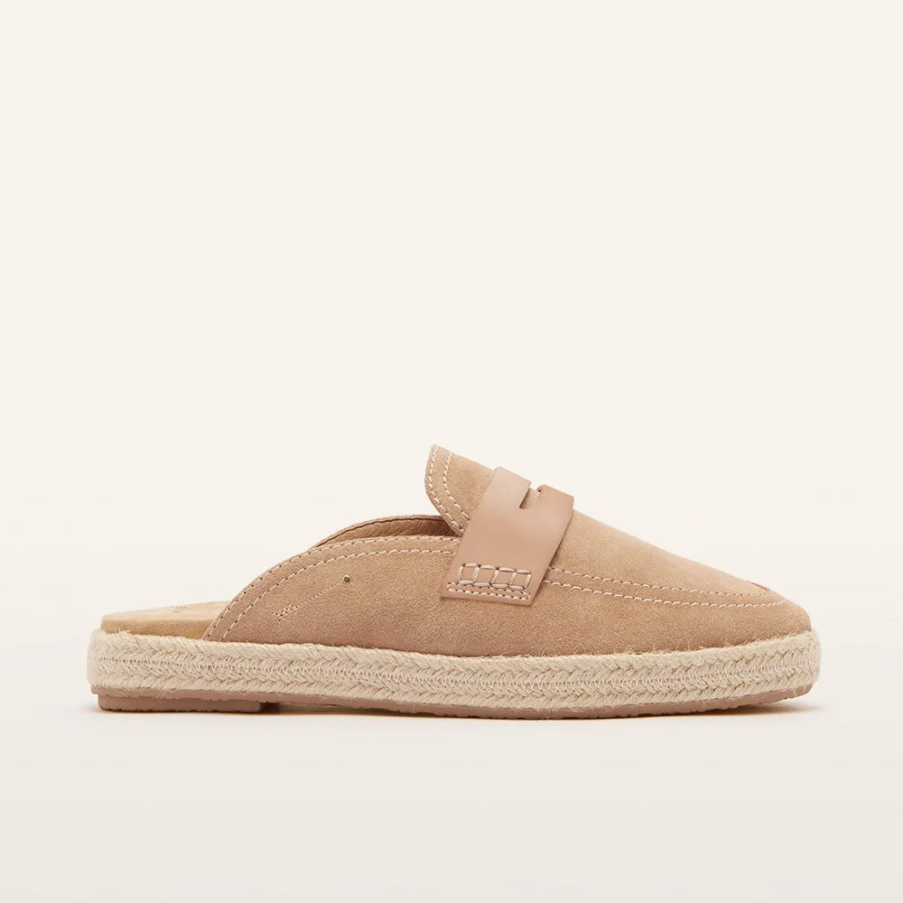 Arlie Camel Suede