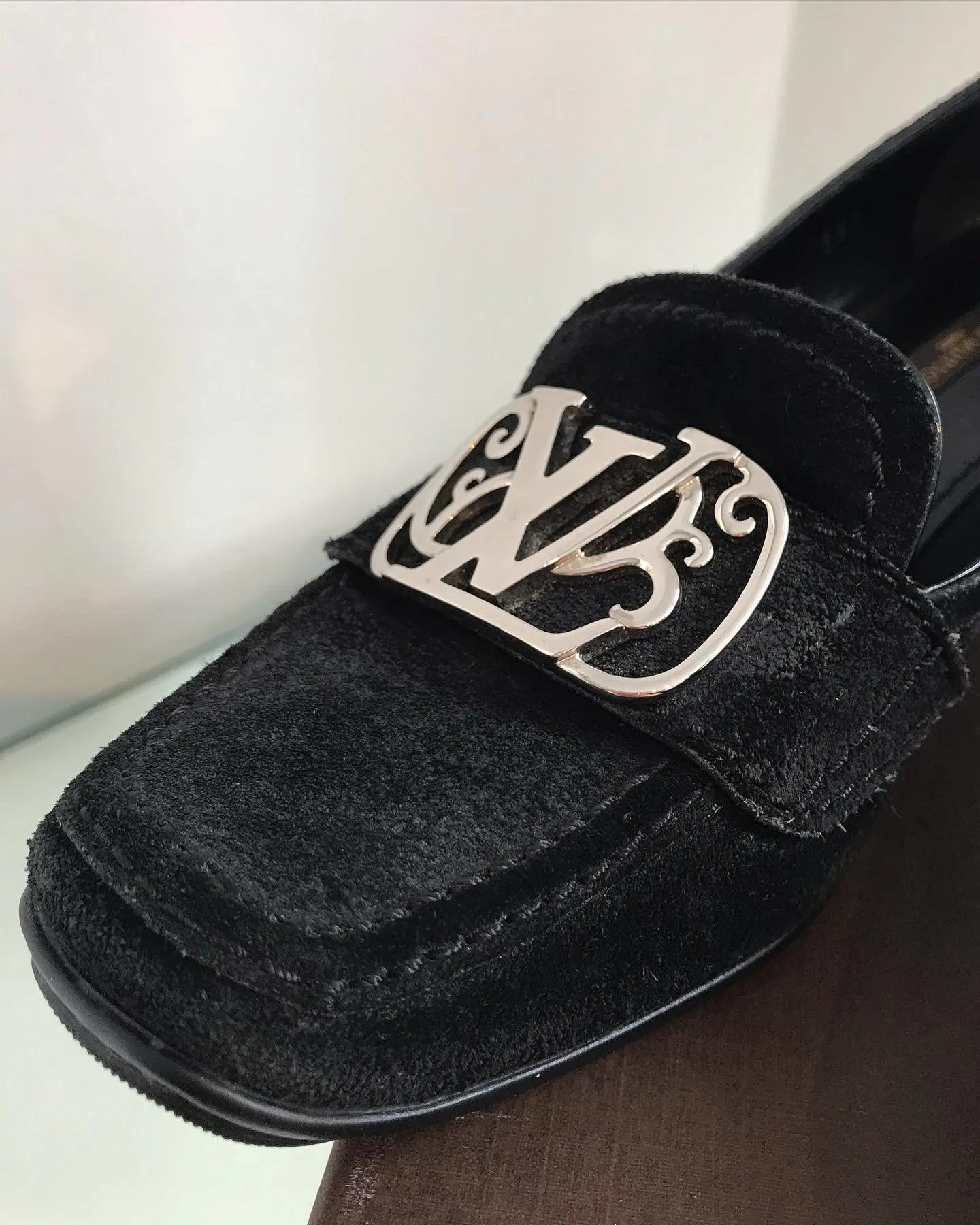 LOUIS VUITTON Suede Kitten Heel Loafers