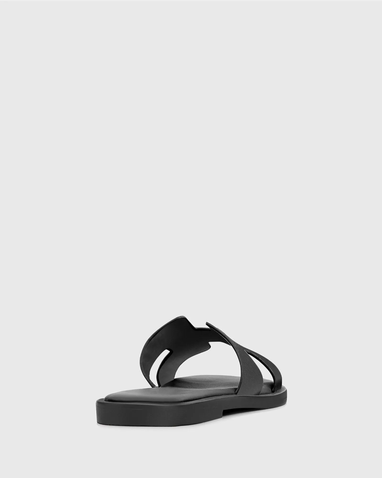 VIV Leather Flat Sandals